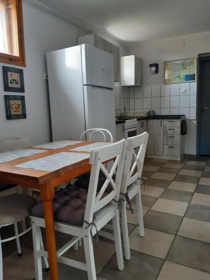 Nóra Apartman Gyula Exterior foto