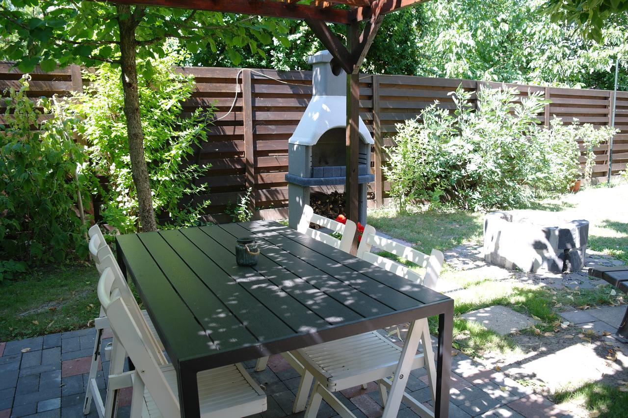 Nóra Apartman Gyula Exterior foto